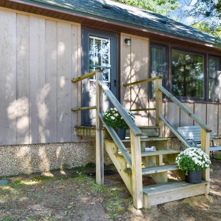 Bayview Resort Sunset Lookout Cabin 6 Saint Germain Екстериор снимка