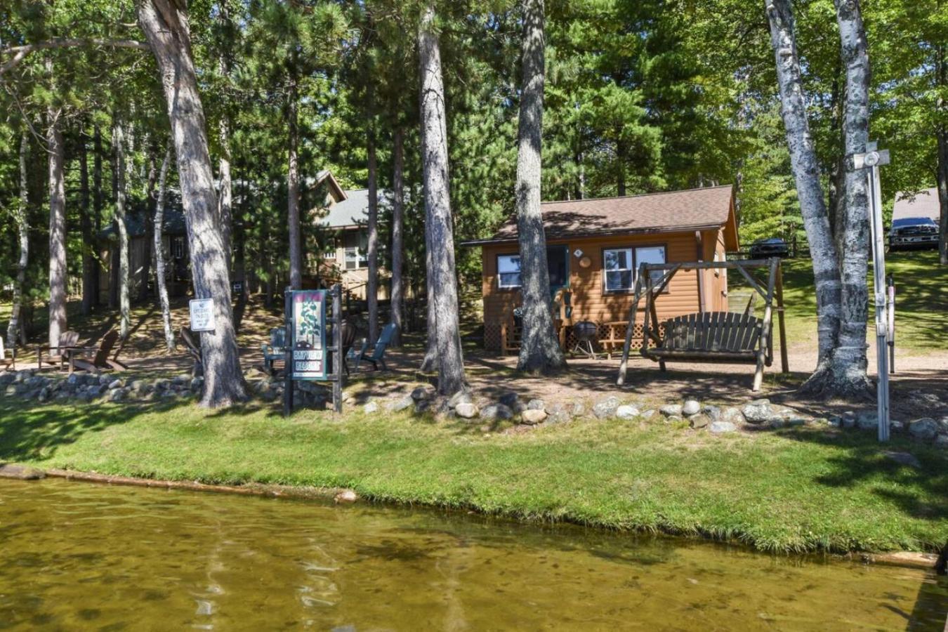 Bayview Resort Sunset Lookout Cabin 6 Saint Germain Екстериор снимка